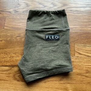 Fleo shorts